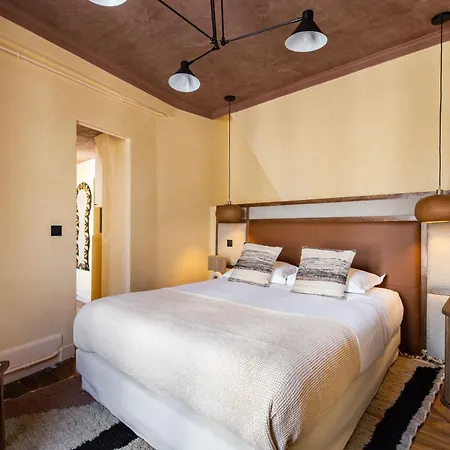 Nochichi Collections - Grands Boulevards Apartman