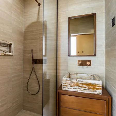 Nochichi Collections - Grands Boulevards Apartman *